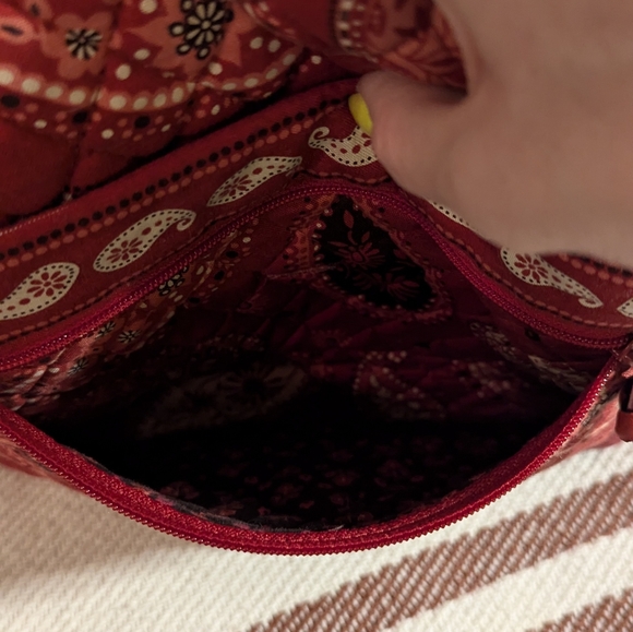 Vera Bradley retired MESA RED - Picture 12 of 16